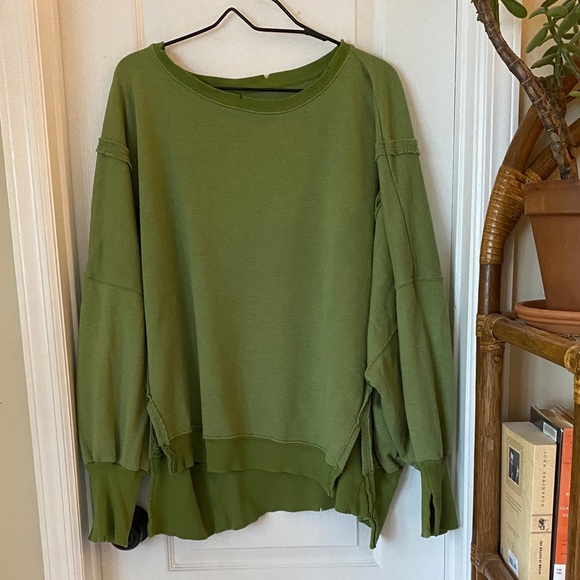 We The Free Tops - Free People Green Sophie Sweatshirt